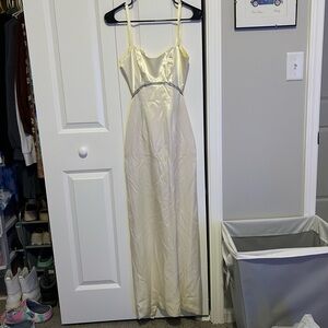 Alyce Design White Spaghetti Strap Open Back Simple Wedding/Prom/Event Dress